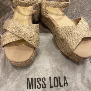 BRAND NEW MissLola espadrille 7.5
